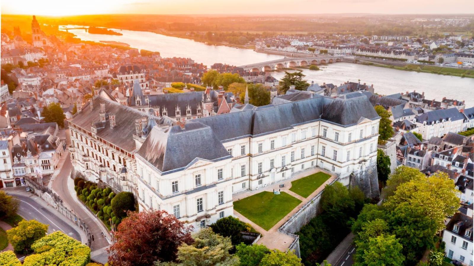 Coeur De Blois Charmant Appart Louis XII Vue Loire Exterior photo